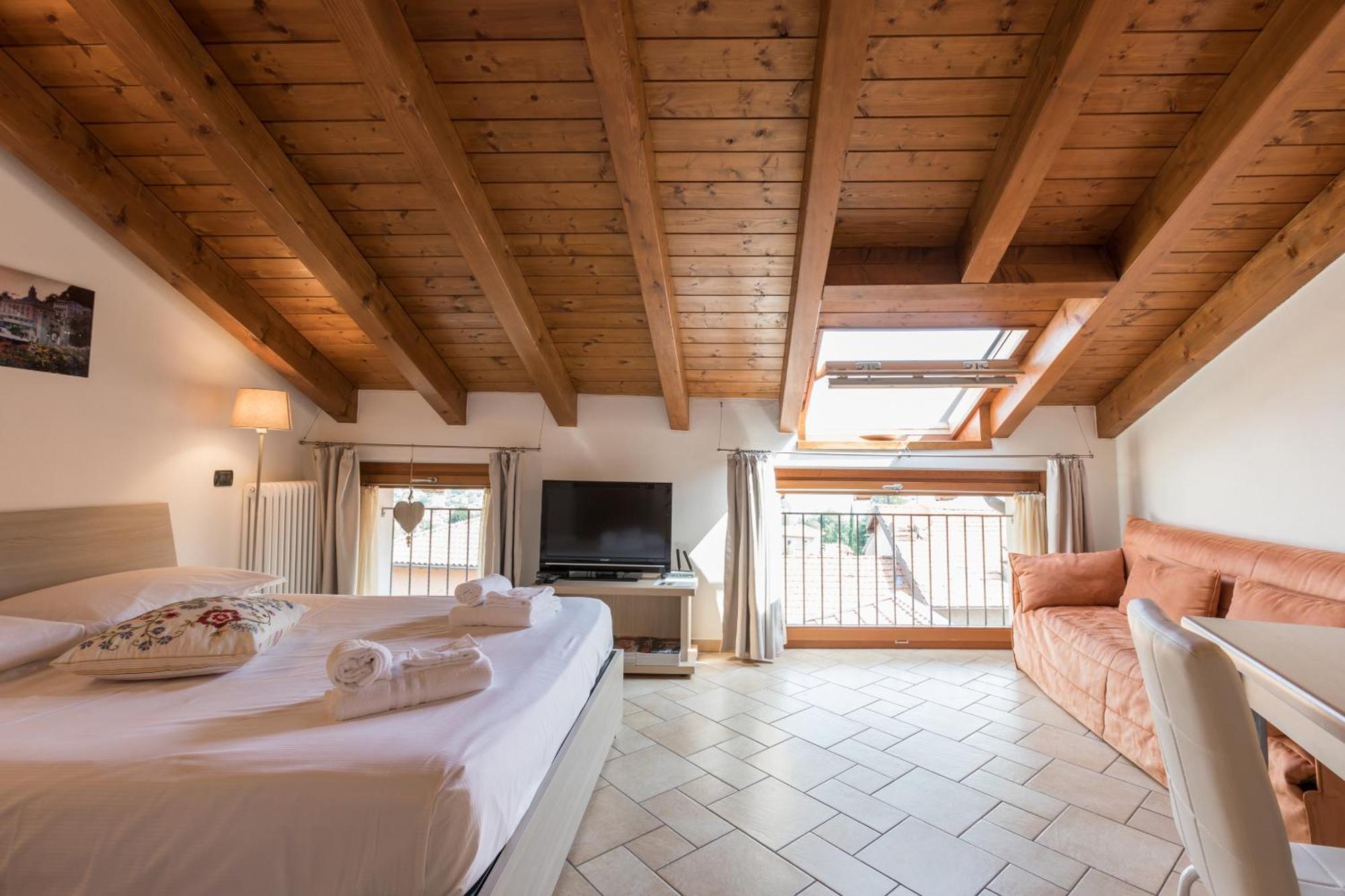 La Filanda Apartments By Wonderful Italy เบลลาโจ ภายนอก รูปภาพ